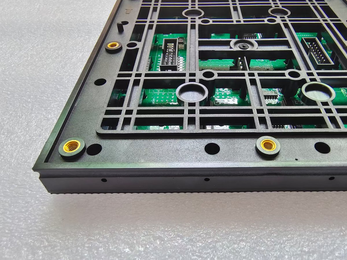 lekled1's tweet image. P2.5 outdoor LED module 320*160mm for Outdoor LED Screen Display, High brightness outdoor LED Module #ledmodule #ledcabinet #outdoorledmodule #ledscreendisplay