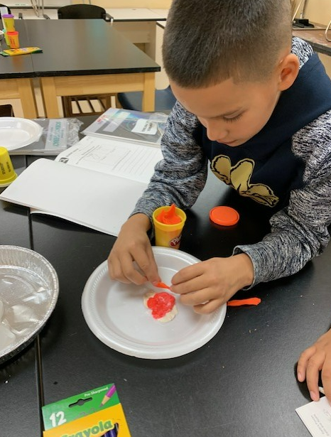 jbarbafisd's tweet photo. 3rd Grade Scholars in Mr. Chavez's class learned about landforms this week in our FES Science Lab! #handsonscience #stemscopesscience
#MoldingMinds @VamosVijil @FabensISD @SamanthaND58 https://t.co/9zeunkDHwr