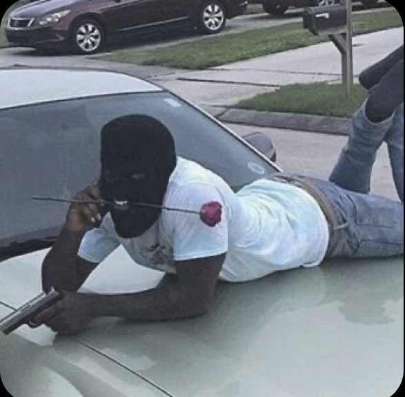 <a href="/RDO28/">René O.</a> <a href="/SlashToribash/">SLASH</a> Smoke FMG ist die einzige Strat