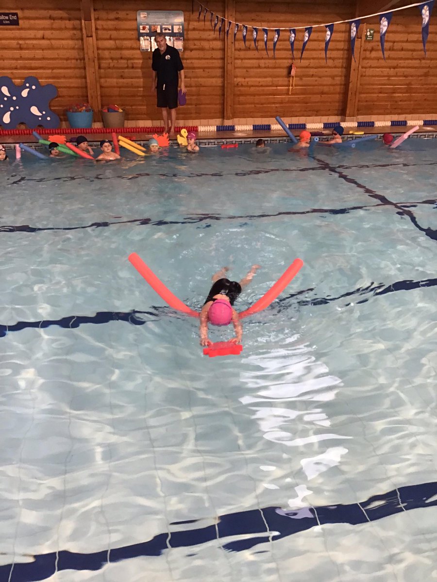GCA_learning's tweet photo. Year 1 have been using floats in swimming today to allow them to focus on putting their heads and importantly their eyes under the water. Fantastic effort Year 1 #GCApe #GCAhealth @firststrokes https://t.co/RaePZjJCP5