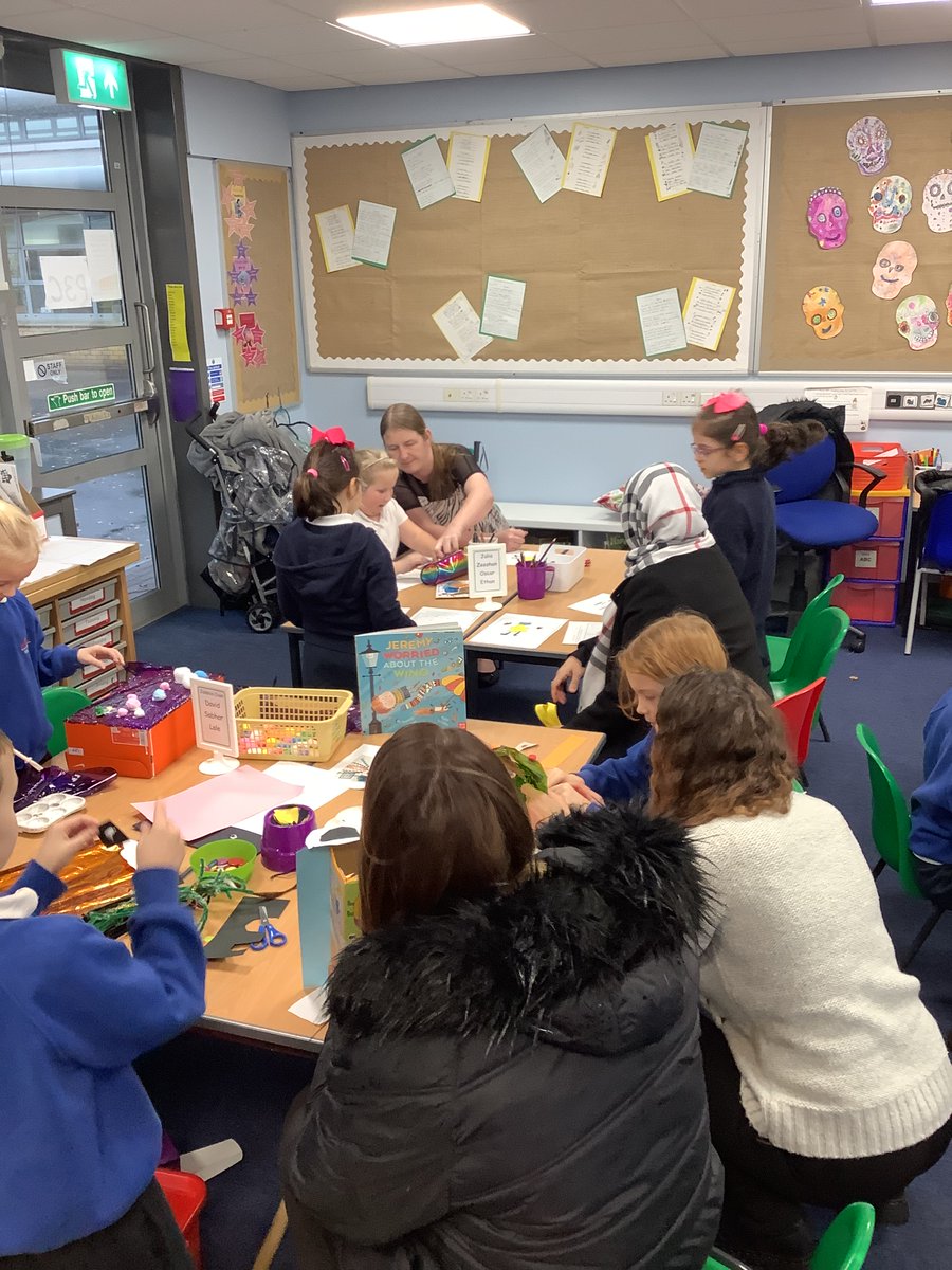 Primary 3 had a lovely afternoon, sharing their learning with parents and carers for Scottish Book Week. 📖