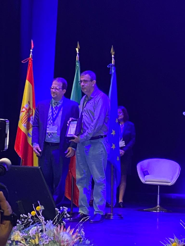 ADeCoesao's tweet photo. 🌟#POCTEP celebra o #ECDay 2022, com a entrega de prémios do concurso de fotografia e vídeo promovido no âmbito do lançamento do POCTEP 21-27. Contou a presença de Isabel Ferreira, SE do Desenvolvimento Regional, e de Rui Inácio, Diretor da Unidade de Política Regional da AD&amp;C. https://t.co/qots6xNjto