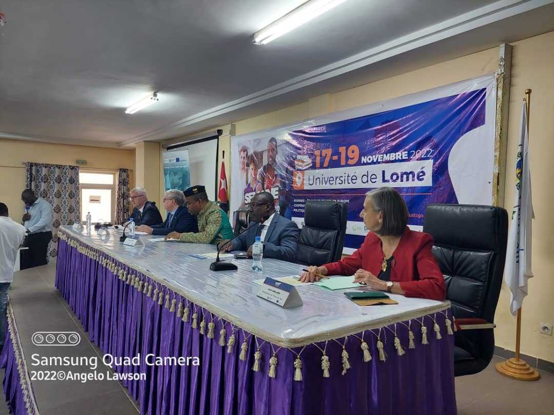 AmbUETogo's tweet photo. L’édition 2022 de la Semaine des études en Europe a été lancée ce matin @UniveLomeTg . J’ai réaffirmé la volonté de l’UE et de ses États membres de renforcer les échanges universitaires entre le Togo et l’Europe.
#SEE22 #ErasmusPlus https://t.co/DUhemPoH6G