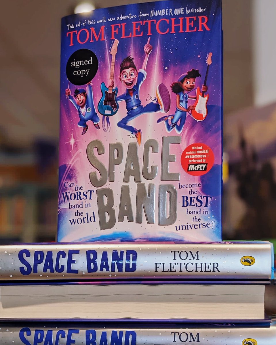 padstowbooks's tweet photo. Tom Fletcher is back with another musical adventure: An intergalactic Battle of the Bands with Earth’s worst musicians at it’s centre 💫🎸
✨Signed copies in the shop and online✨
https://t.co/NHj2bCJJOK
#SpaceBand @TomFletcher https://t.co/4tIhev7g1m