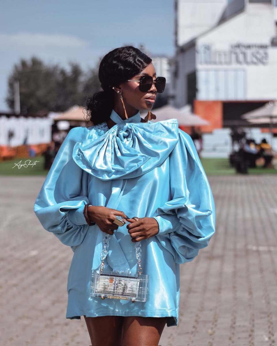 Ayoshots's tweet photo. A fashion statement @apet_modella
Photographed by me
#GTCOFashionWeekend #fashion #gtcofashionweekend2022 #mogeng https://t.co/207JuYmyXn