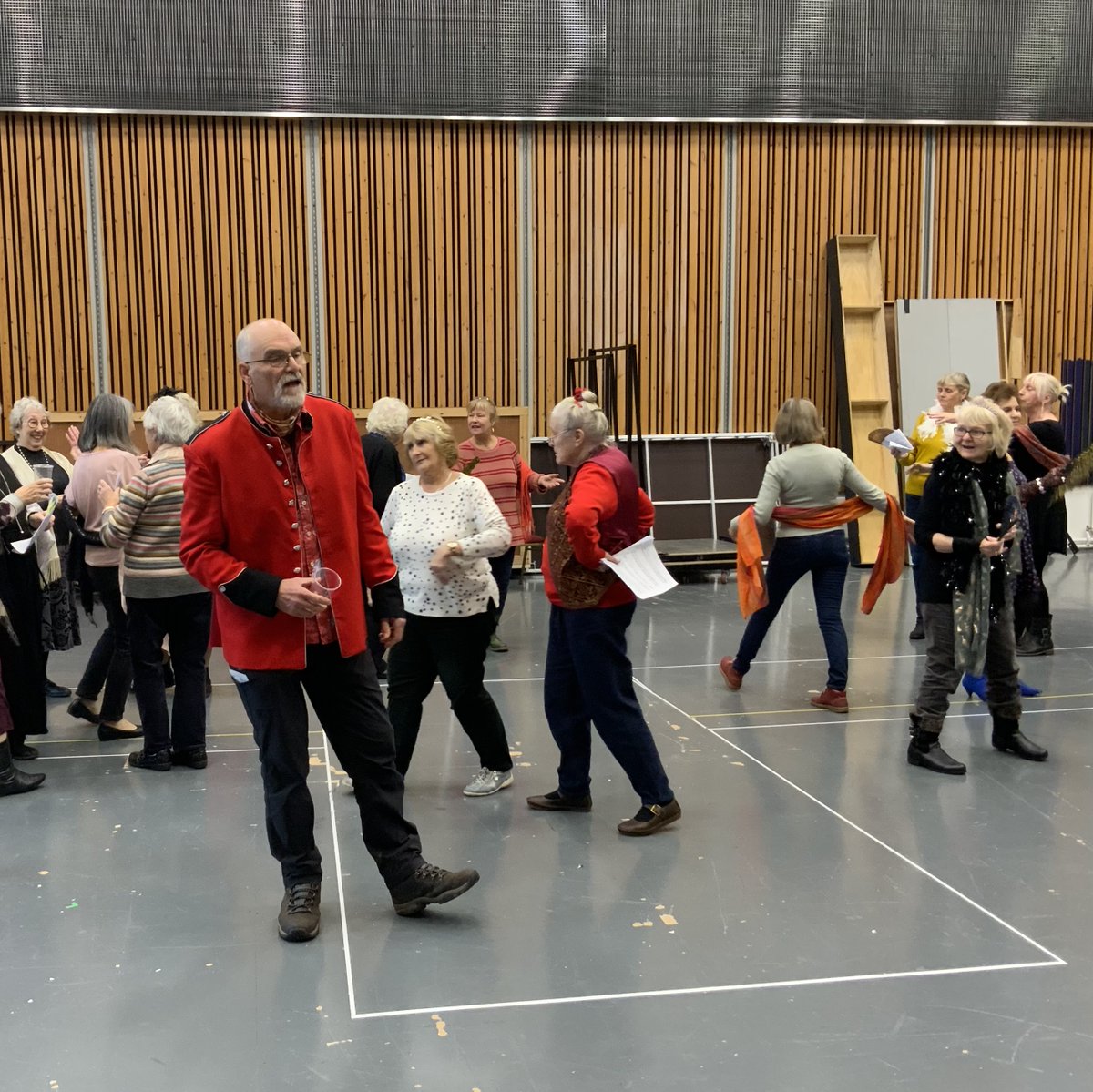 Opera_North_Ed's tweet photo. Our Sing ON Stage Brindisi Chorus is starting to take shape. Congratulations to all involved🥂🤩 Some incredible work done over the last 3 weeks and we can’t wait for our final session next Thursday. #ONTraviata #KeepSinging #KeepActing https://t.co/jjwLFpgkeP