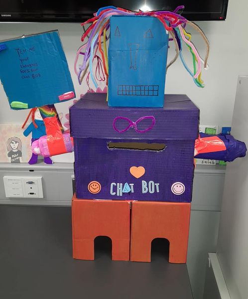Our Belfast Youth Forum are delighted to launch their Chat Bot during #antibullyingweek2022.  As part of the theme of #reachout they built a tool for young people to share their thoughts, ideas and worries. Chat Bot is now at home in the Mencap Centre 🤩
@niabf @Mencap_NI