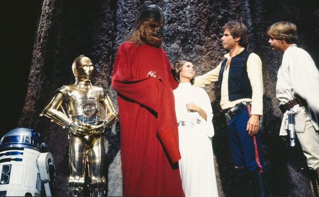 starwarsindiana's tweet image. Happy Life Day to all who celebrate!