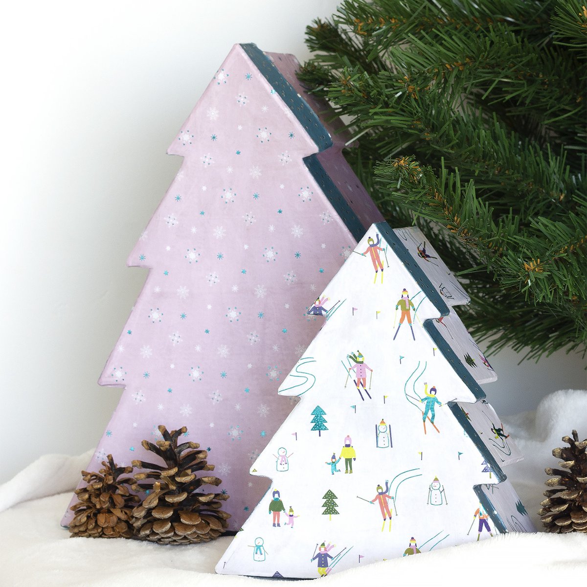 DecopatchGB's tweet photo. Keep presents in these amazing Christmas Tree boxes from Decopatch. At nearly 30cm tall, you can store plenty of gifts in one of these! 🎄

Available from Maple Notes -> https://t.co/VhMNeHtMPT https://t.co/mKgU1MoX9i