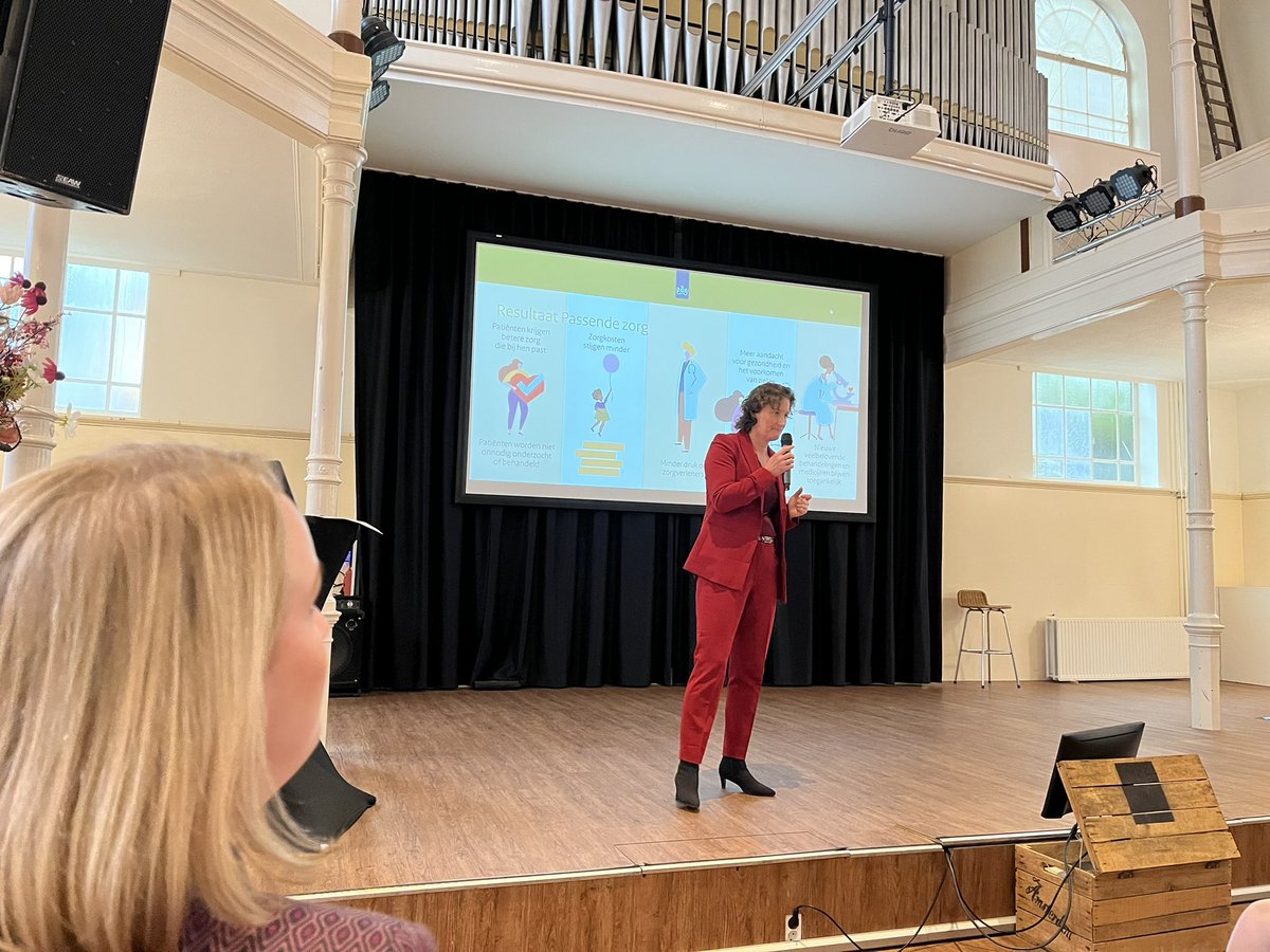 jannepapma's tweet photo. Een gesprek over het niet vergoeden van tolken vanuit de basisverzekering; tussen onze phd @NajouaLazaar en Tiana van Grunsven, tot voor kort betrokken bij Zorginstituut NL. Een hele belangrijke vraag; want hoe bied je anders passende, efficiënte en gelijke zorg?! https://t.co/IZ43RaZJX1