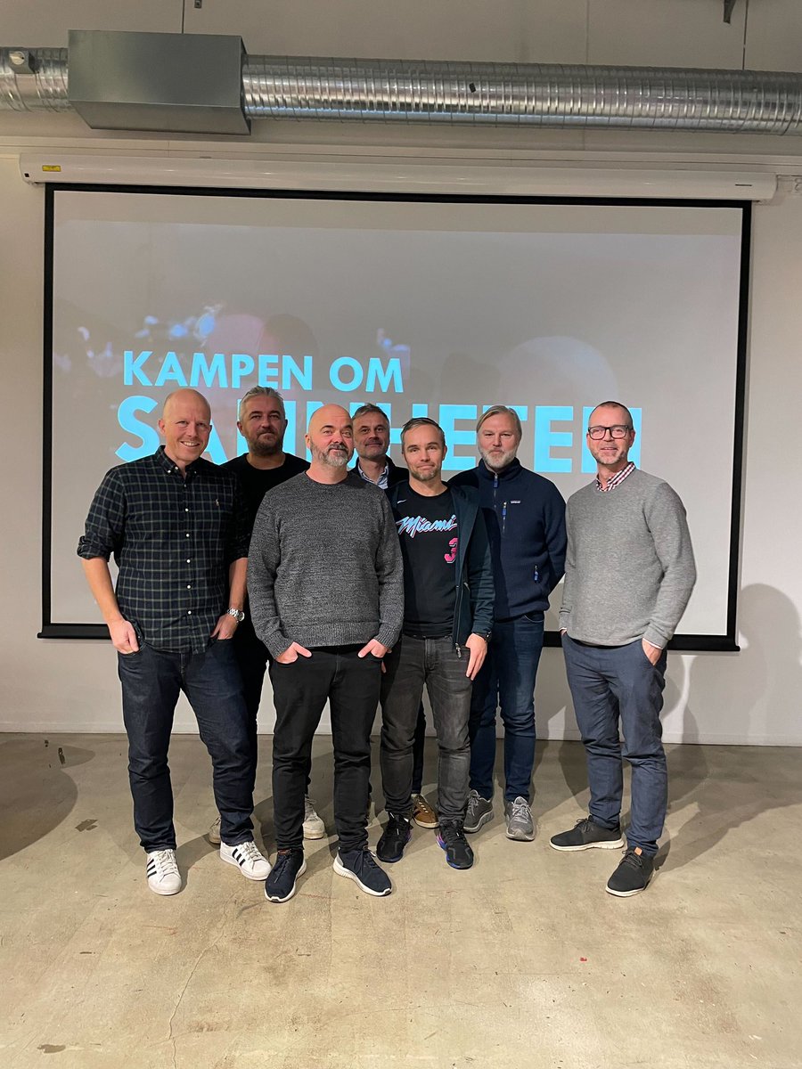 Litt mer mas fra meg om «Kampen om sannheten». I dag hadde vi gleden av å ha skaperne av filmen på besøk hos oss i Strim/RiksTV for et utmerket frokostseminar. Se dokumentaren! Den er så viktig og bra!