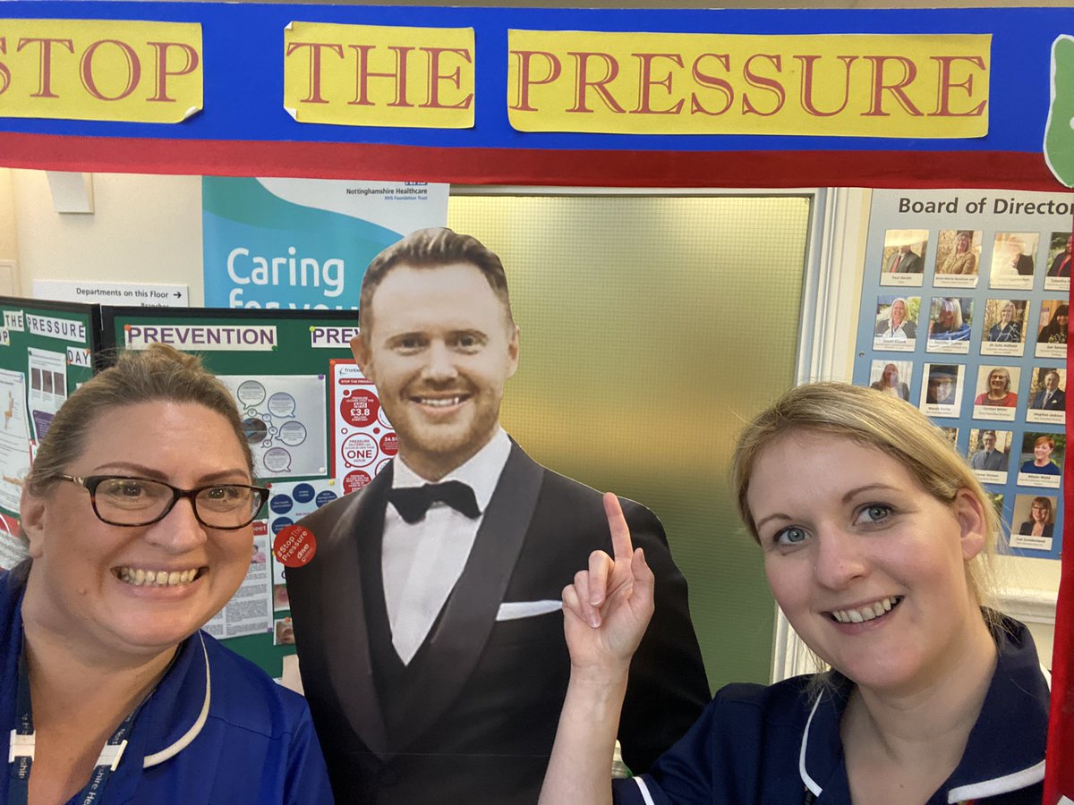 Annabel80606691's tweet photo. @VancityReynolds great engagement today at Highbury hospital! @NottsHealthcare https://t.co/pIPacfheeY