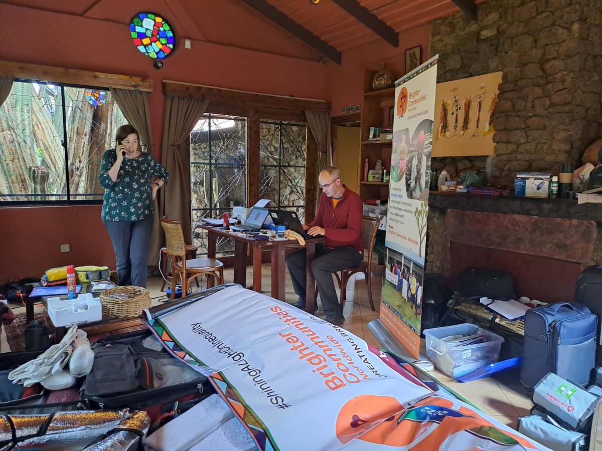 4abrighterworld's tweet image. Preparations well underway to prepare for #planttheplanet games this weekend in Nairobi … first aid preps, sign making, setting up the pitch .. excitement building across Kenya! @alankerins @selfhelpafrica @WarriorsHuman @IrlEmbKenya @kenirishsociety @BIrlKe