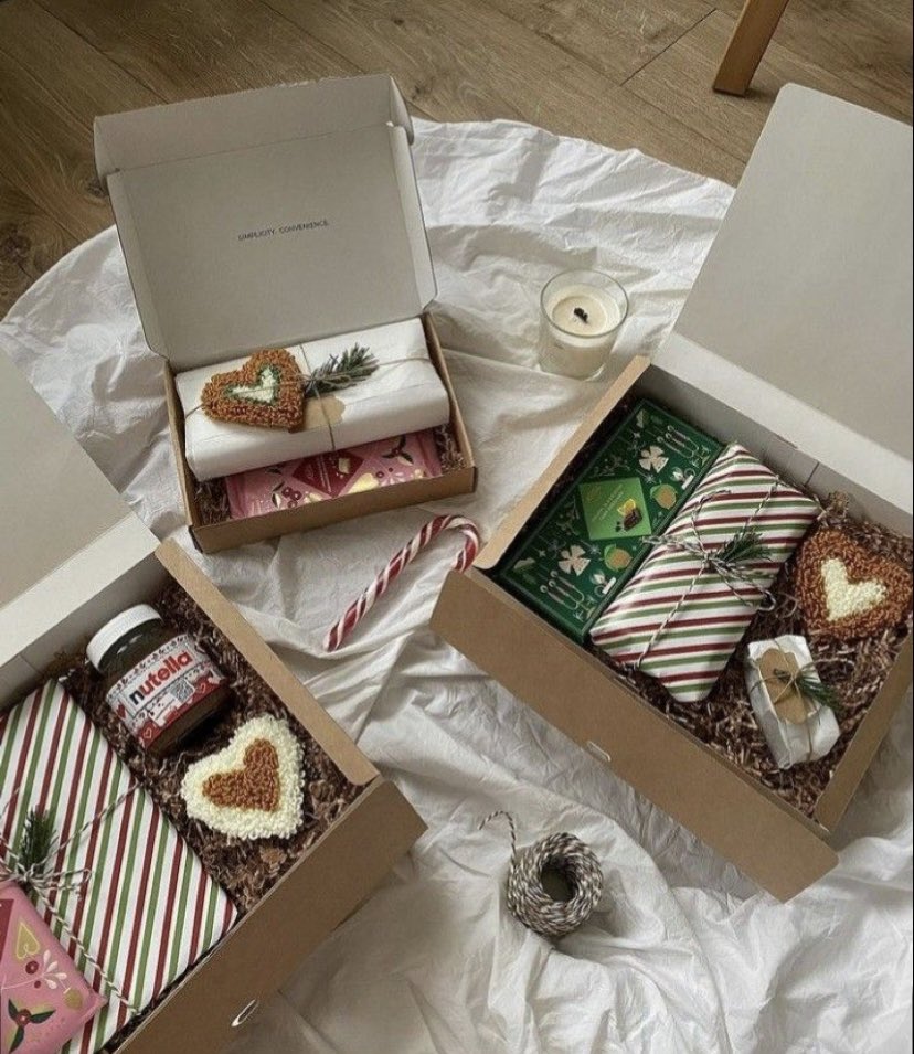 zendieaa's tweet photo. Myślę, że to mega fajna akcja i sama wezmę udział w jakimś losowaniu, dlatego daję też coś od siebie 😇 

Zapraszam 🎄

#paczkanaświęta #paczkinaświęta https://t.co/yltot3kEQQ