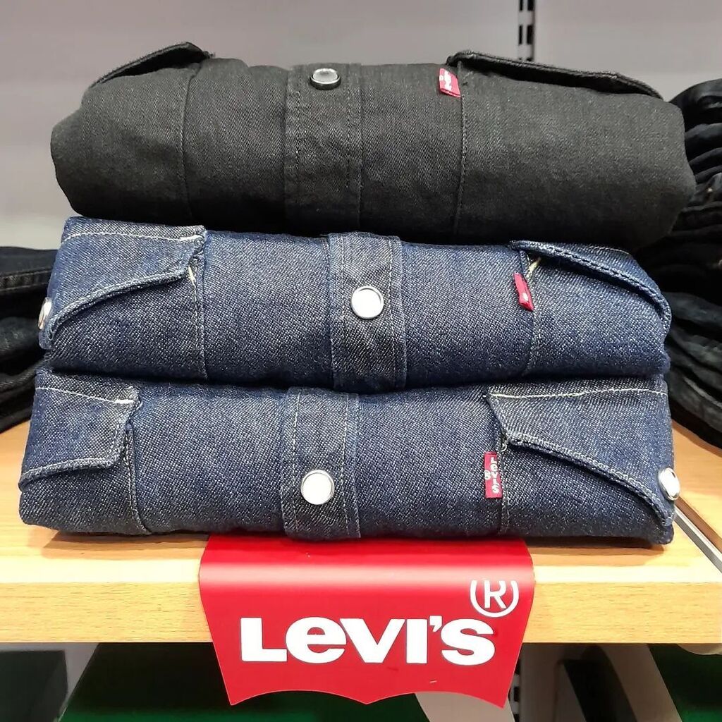 denimlounge_gr's tweet photo. #DenimLounge #Streetwear #fashion Καταστημα: Ζυγομαλλη 1, Ιωαννινα. Τζιν, sneaker, αξεσουαρ Built to beatifully fade over time. Levi's® Denim Shirts are essential to any street wardrobe. Available online and in Ioannina Store. #DenimLounge where #UrbanSl… https://t.co/A4UBtnBzYS https://t.co/sbX8UCeSkN