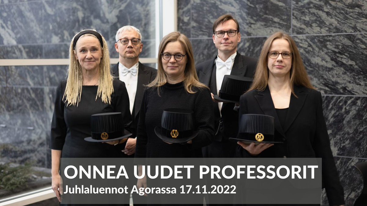 Tänään oli suuri akateeminen juhlapäivä, kun viisi uutta professoria esittäytyi perinteisillä juhlaluennoilla.

Lämpimät onnittelut <a href="/jaanakettunen/">Jaana Kettunen</a>, <a href="/HondtSigurd/">Sigurd D'hondt</a>, <a href="/MinnaTorppa/">Minna Torppa</a>, Antti Rautiainen ja <a href="/anu_kankainen/">Anu Kankainen</a>! 💐Congratulations!

#JYUnique

r.jyu.fi/EIF-0