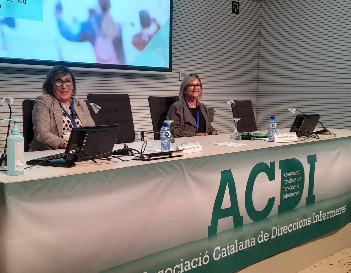 Infermeres_ACDI's tweet photo. Marga Esteve: "l'ACDI juga un paper actiu en la infermeria. És imprescindible que les infermeres tinguem un discurs comú"
Isabel Grimal: "a l'ANDE necessitem el compromís de totes vosaltres per saber donar respostes a la difícil realitat que vivim"
Exitosa jornada #ACDIANDE https://t.co/EgdVCm0SBD
