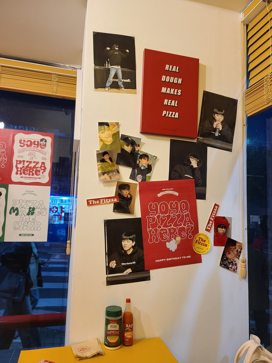 mcnr422's tweet photo. #YOYO_피자팔아요 #엠케이_해피벌스껄데이 https://t.co/gVhuc7udr0