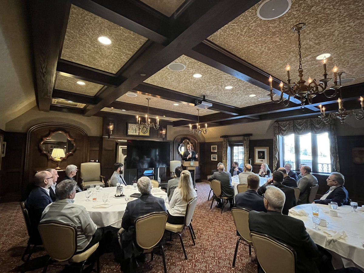 .<a href="/BobDuffyROC/">Bob Duffy</a> speaks at <a href="/ACECNewYork/">ACEC New York</a> Rochester’s meeting about efforts to promote and grow economic opportunity throughout the region

A lot going on with talent strategy, expansion of member business, and advocacy - and <a href="/RochesterChambr/">Greater Rochester Chamber</a> is proud to help lead the way!