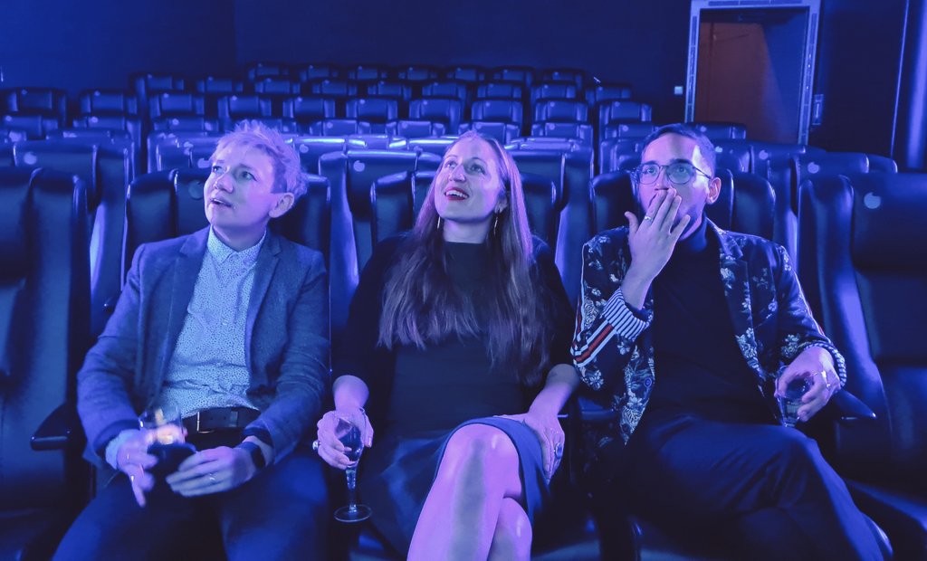 sFairbanksHE's tweet photo. Lights, camera, Simon!
Audiences continue to be wowed by the cinematic experience of watching my ContentEd vlogs π
You can find the full SCU franchise on my Twitter feed. Bring popcorn!
#ContentEd22 https://t.co/vgcvPwhPQN