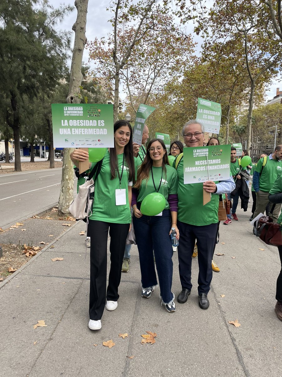 merygarcianutri's tweet photo. Manifestación obesidad en el congreso #SEEDO2022 @SociedadSeedo @DiegoBellido2 @laradallarovere @alimentendo https://t.co/i310CWtRIp