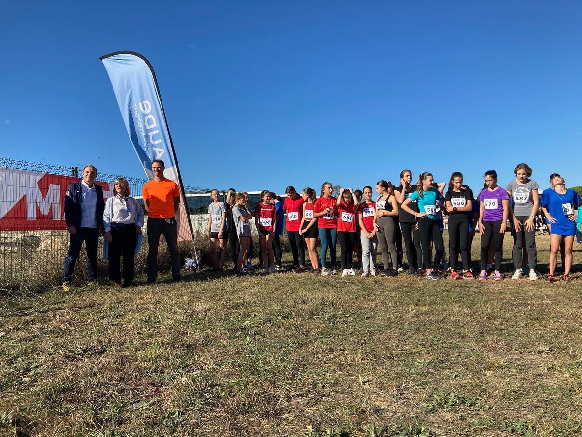 👉CROSS DÉPARTEMENTAL🏃🏻🏃🏻: 800 élèves 33 AS 8 courses dont 1 sport partagé 👍👏 Superbe journée🌞@departementdelaude <a href="/maif/">MAIF</a> @unssacadmontpellier #unss <a href="/dsden11/">Денис С.</a>