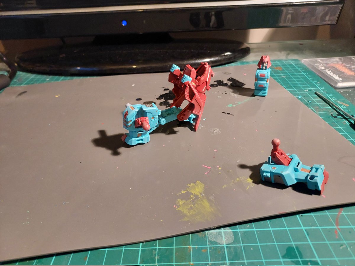 TfCustomizer's tweet image. Time to start assembling 

#transformerstoys #transformersmovie #transformerscollector #transformers_4life #transformerscustoms #transformersart #poweroftheprimes #combinerwars
#g1icepick #transformersicepick #transformersg1
#transformersg2
#transformerslegacy #citadelpaints