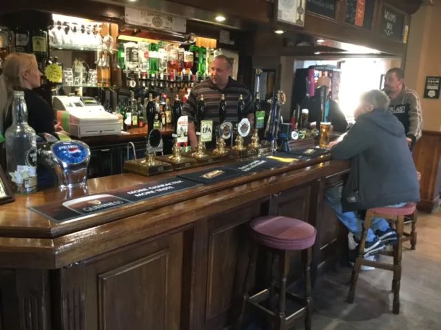 Perfect pubs guide uk tweet media