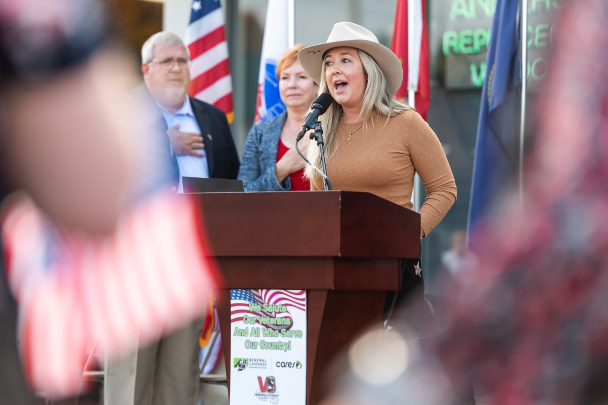 GKVisual's tweet image. Our team spent the day with @rbacentralpa recording and photographing their $530,000 in-kind donation to the Veterans Outreach of Pennsylvania! Here are some of our favorite moments from the day, find the video on our Facebook or LinkedIn! 

#RenewalCares #AudioVisual #GKVisual