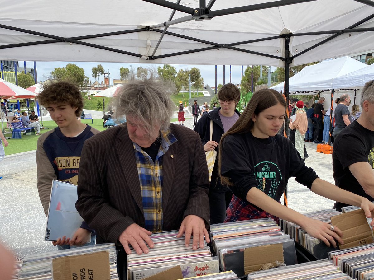 atlantisman71's tweet photo. Love this pic from last week’s record fair. Everything is going to be alright when 15 year old kids are buying Wire’s Pink Flag. #melbournerecordfairs #melbournevinyl #melbourneonlinerecordshop #melbournerecordcollector #recordfairs #pinkflag #wireband https://t.co/fREjcqZVTb