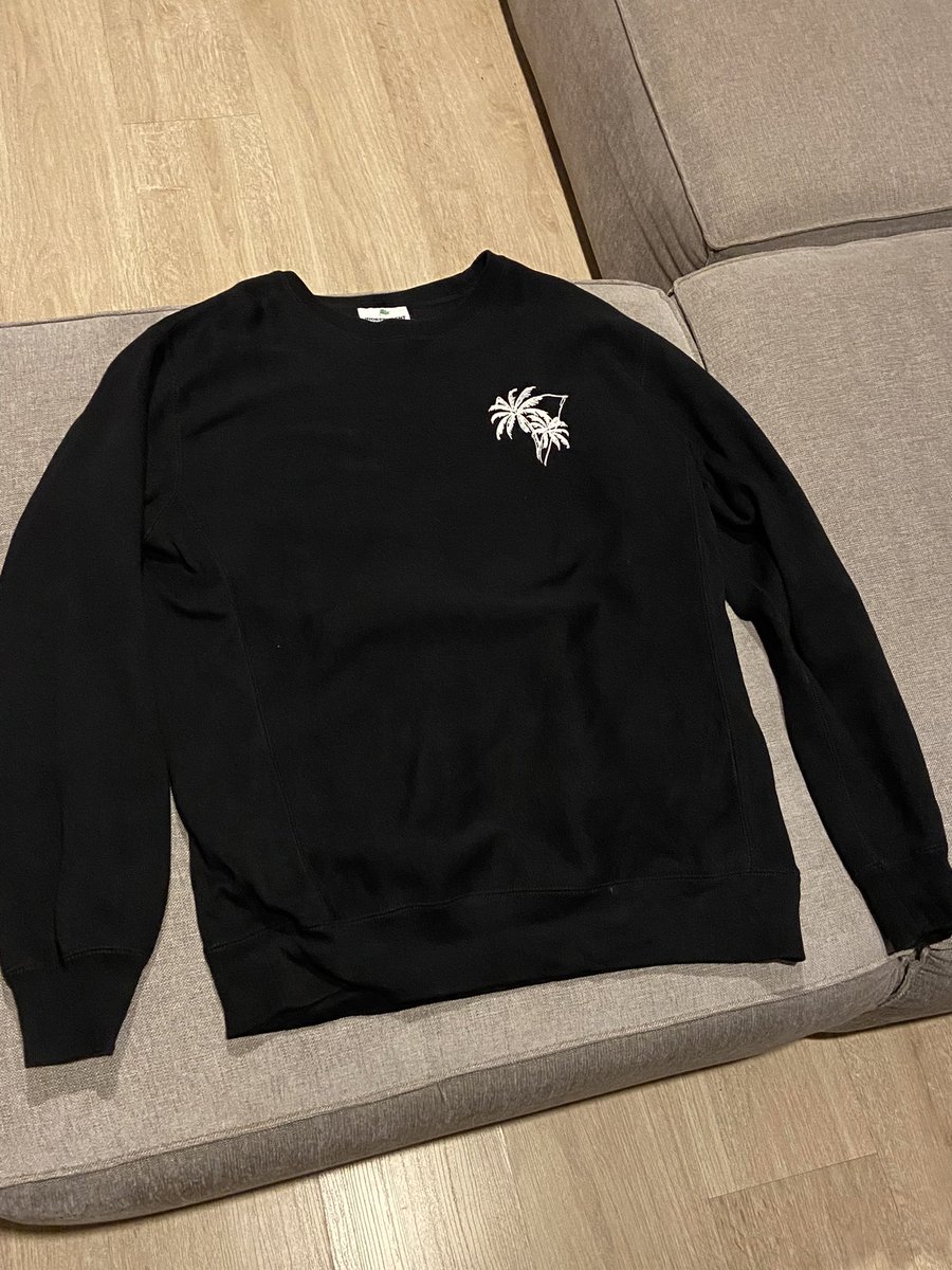 tynatinaQ's tweet photo. Pls rt 🌴✨
Sweater Def size L 1800 รวมส่ง ems
เคยใส่สองครั้ง (ต่อรองราคาได้) 
#RepresentxDef #ตลาดนัดอากาเซ่got7 
#ตลาดนัดอากาเซ่ #ตลาดนัดอากาเซ #ตลาดนัดgot7 #ขายของสะสมgot7 #JAYB https://t.co/VafpR2QB5A
