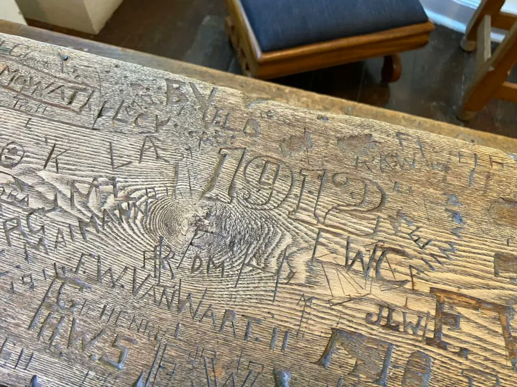 "The tradition of defacing learning surfaces goes back over a century..."

Leaving a Mark on UNB - By Aidan Keenan

🔗 buff.ly/3ULlVLt

#UNB #grafitti #Students #thebruns #brunswickan