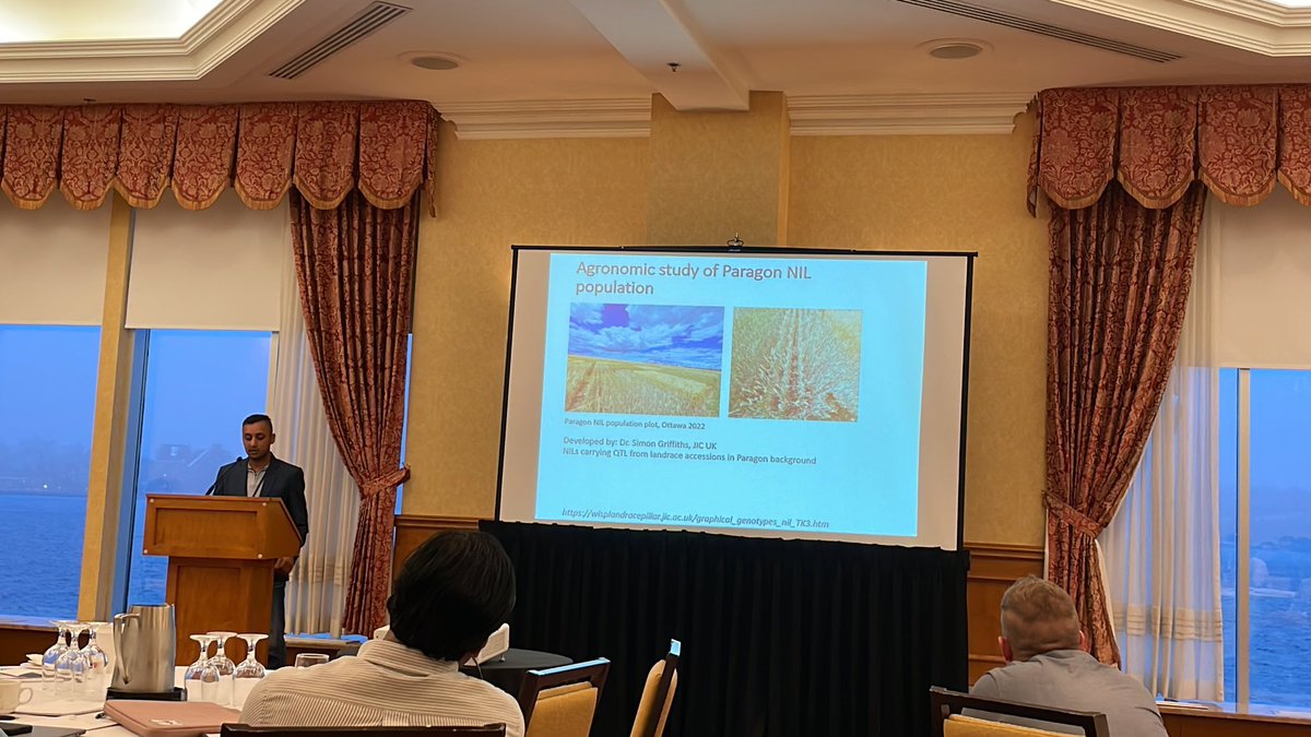 sisananjan's tweet photo. It was an honour presenting our research work during CWSS-CSA 2022 @AAFC_Canada @WheatBurt 
Great conference organized by @AgronomyCanada @CWSS_SCM https://t.co/6mnzo4np4R