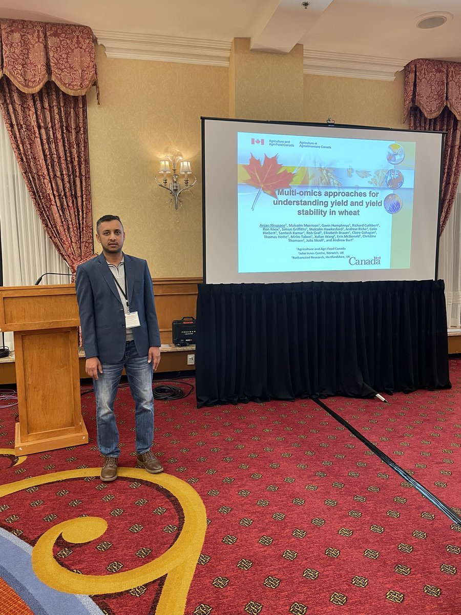 sisananjan's tweet photo. It was an honour presenting our research work during CWSS-CSA 2022 @AAFC_Canada @WheatBurt 
Great conference organized by @AgronomyCanada @CWSS_SCM https://t.co/6mnzo4np4R