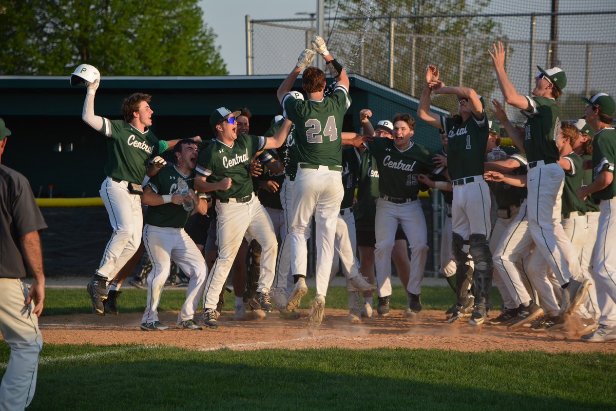 PHSbaseballCats's tweet photo. Congrats to Colin Bailye on his commitment to Benedictine University.  Colin led the team in several offensive categories last year, and we're looking forward to a big Senior year.  He represents Wildcat Baseball incredibly well-the Eagles are getting a great person and player! https://t.co/UdGONk5NtA