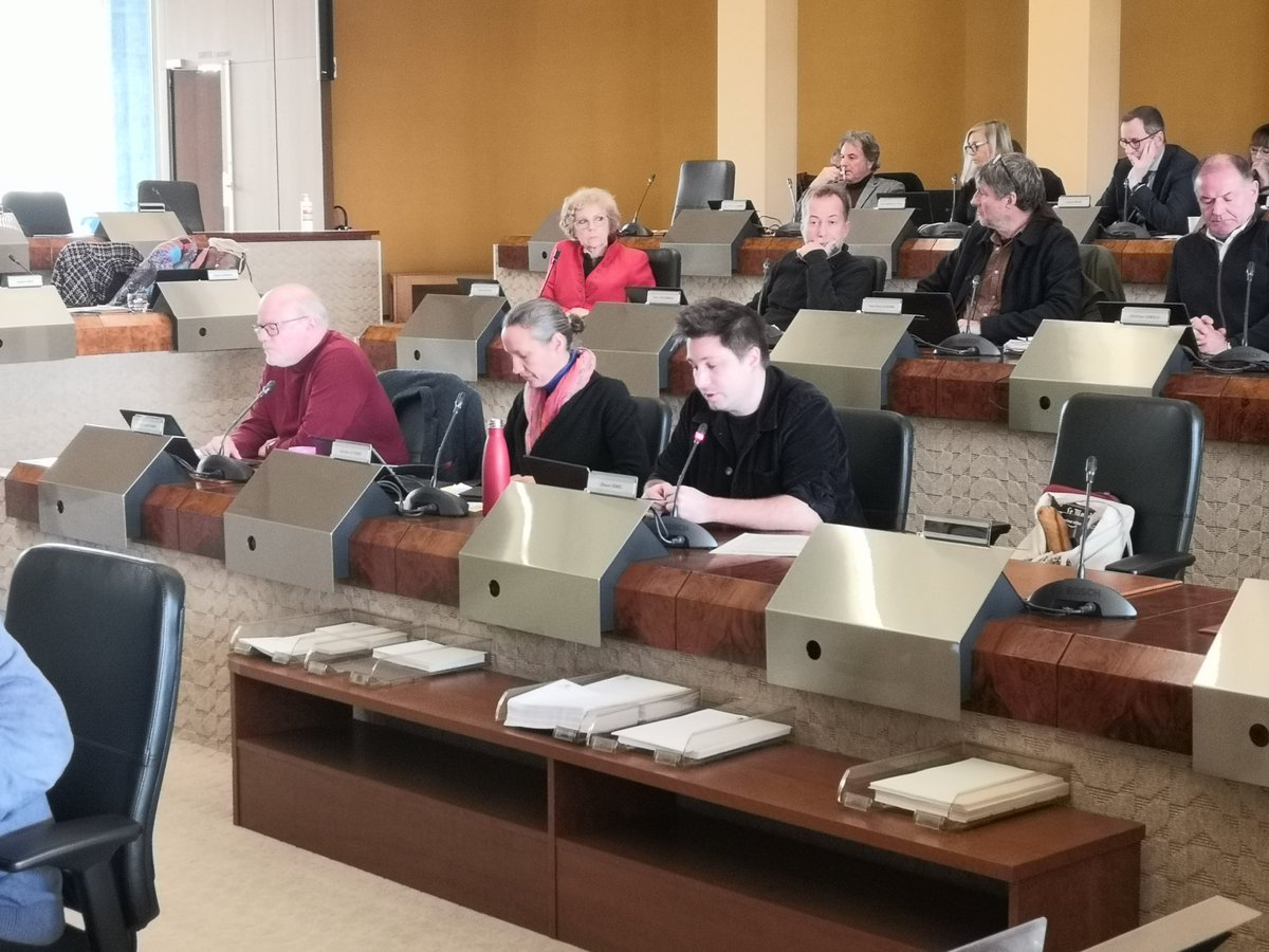 GroupeEFC_CD35's tweet image. Le groupe EFC est aujourd&apos;hui en session au #cd35 
Intervention de politique générale portée par @Olwen_Ds 
Concrétisation de politiques ambitieuses : 
- Stratégie numérique responsable 
- Plan alimentaire territorial
-Budget carbone 
-Nouveaux CDAS