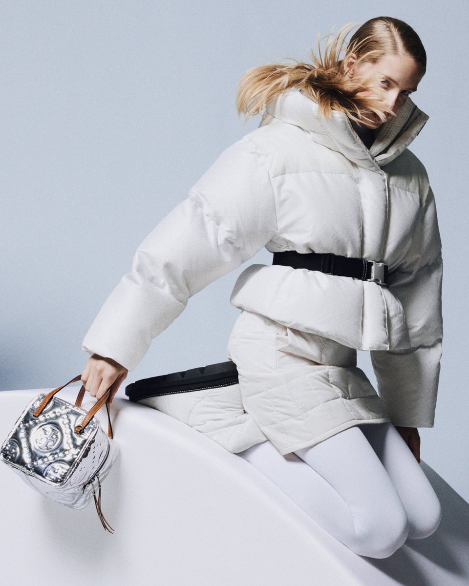 New winter terrain to explore: feminine silhouettes reimagined with weather-ready technical construction. #TorySport #ToryBurchFW22 #ToryBurch
SUNDAY 11/20