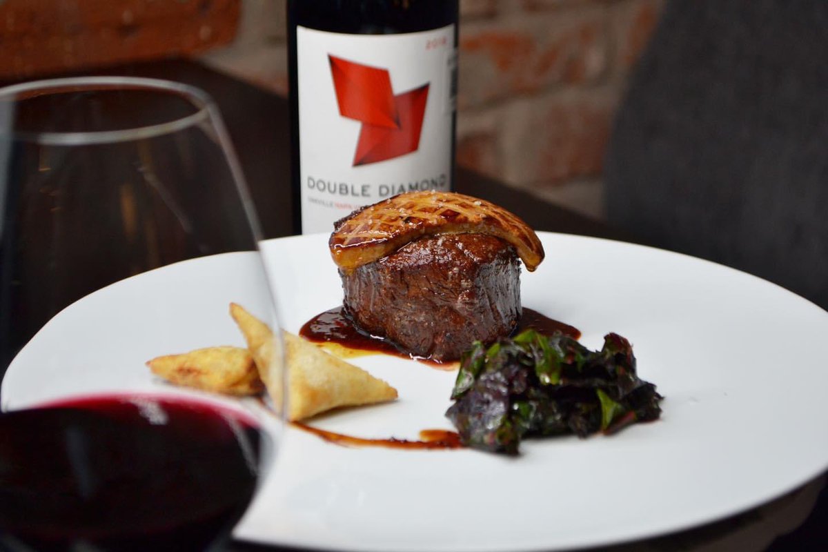 Agradecemos a la Revista <a href="/RevistaPersonae/">Revista Personae</a> por su visita y sincera apreciación en nuestro concepto gastronómico. 

Entérate de la nota completa de “Una joya en san angel” ingresando a: cutt.ly/eMctqjs