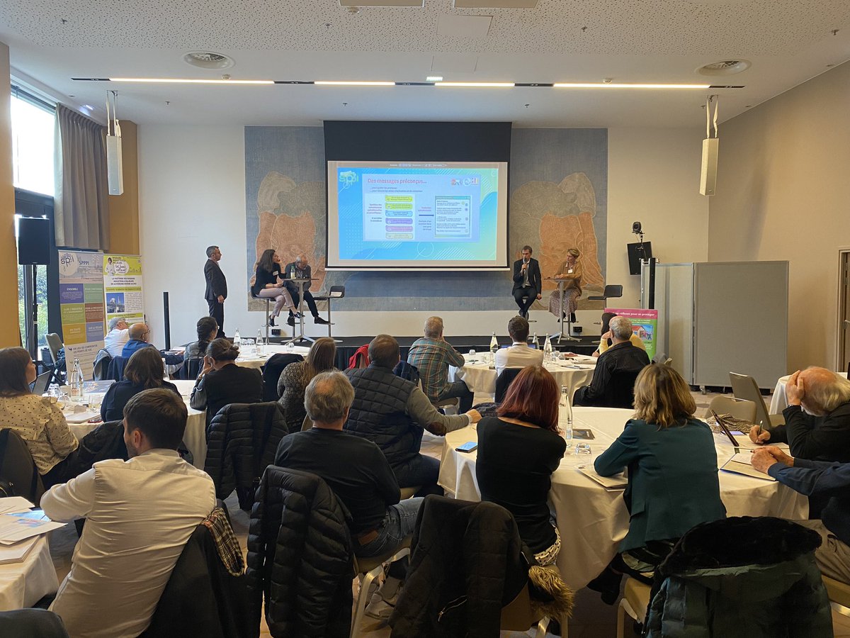 SpppiF's tweet photo. #ForumInterSPPPI
🎙️« Lorsqu'on utilise la notification cellulaire, il faut faire attention à plusieurs choses : son, crédibilité de l'émetteur, nature, localisation, des consignes simples, un lien vers un site internet pour authentifier. »
Johnny Douvinet, Université Avignon. https://t.co/WnzJ5Nl1B2