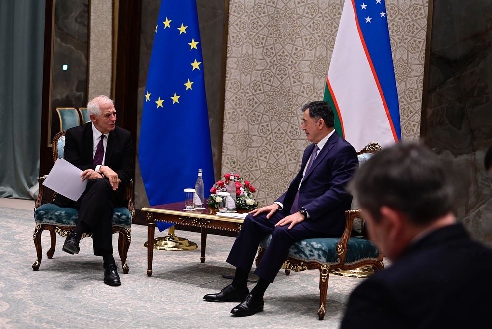 🇪🇺🇺🇿 HR/VP @JosepBorrellF and Minister of @uzbekmfa @VladimirNorov held a meeting in #Samarkand, #Uzbekistan. 

#EU4CA
#EU4UZ