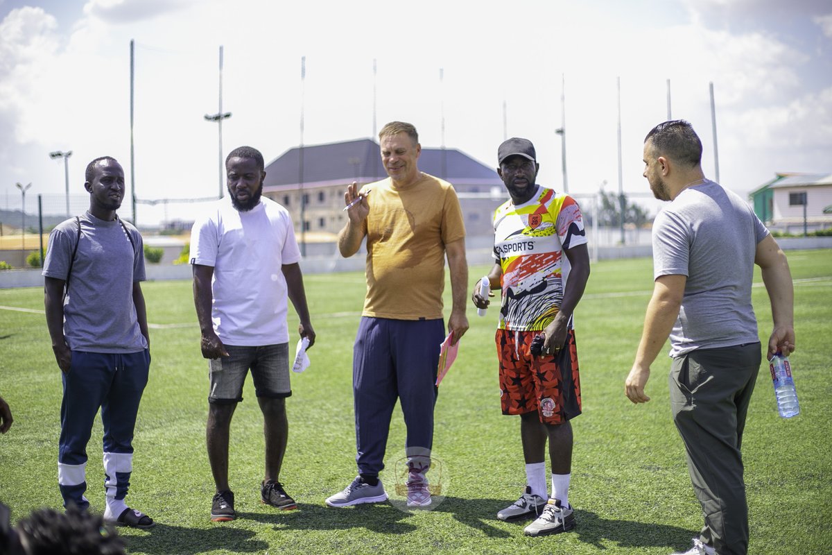 asanskafc's tweet photo. Enjoy images from Match Day 3 of our Exclusive Scouting Tournament held at the Madina AstroTurf (La Town Park, Accra-Ghana). 

 #ghanascouting #ghanafootball #asanskafc  #weareasanskafc #weareasanska #asanska https://t.co/VqgxswxjcQ