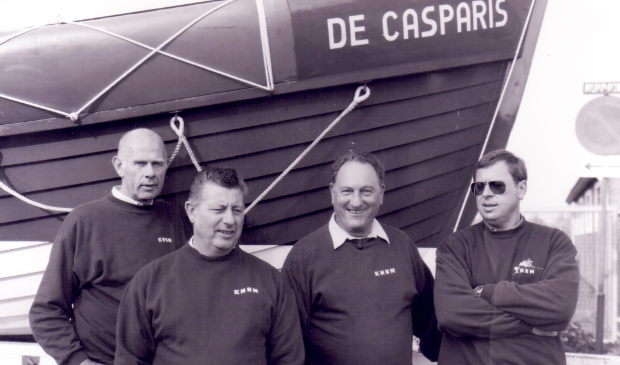 allesoverkatwyk's tweet photo. In Memoriam: Voormalig schipper van reddingboot Piet van Duijn -  https://t.co/CP37G8xsiq https://t.co/JPeORxb6km