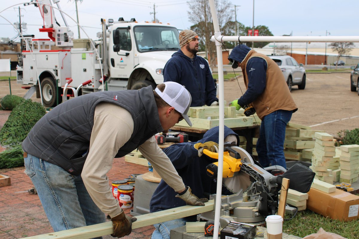 Dixie Electric tweet media