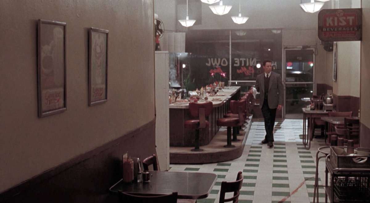 like_ittttt's tweet photo. Curtis Hanson
L.A. Confidential, 1997 https://t.co/sar5VxZ9bE