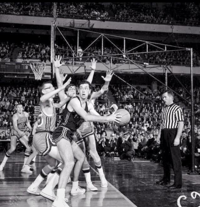 Wishing a Very Happy Birthday to Jim Boeheim.  Here s Jim Boeheim trapping Bill Bradley, SU v Princeton, 1964. 