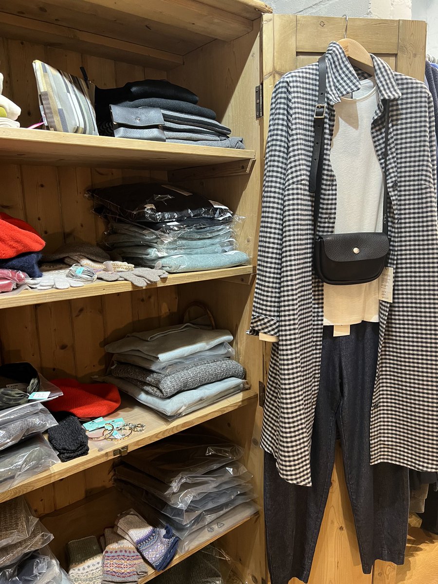 Love cashmere and merino wool? Pop in to have a browse, we have some stunning pieces left. #estheme #elementeclemente #ombre #joedwards #mamaB #kutchen #kuitkuit #messouersetmoi