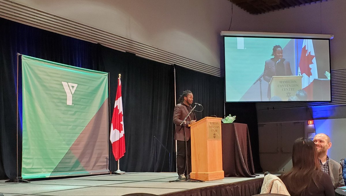 hankdejo's tweet photo. Honoured to represent @RedeemerUniv and listen to former child soldier Ishmael Beah (author of A Long Way Gone...which I read yrs ago) at the @ymcahbb Peace Medal Breakfast. Fascinating story. #YMCAPeaceWeek https://t.co/nMjayIXBWW