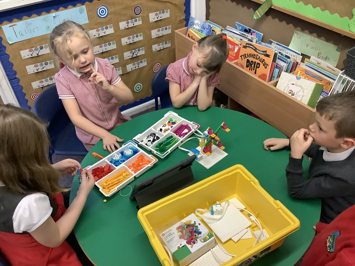 MrsAdamsonHPS's tweet photo. We had a brilliant afternoon using Lego Spike for the first time! We couldn’t believe that our own models started to move. https://t.co/PFHtHAirxh