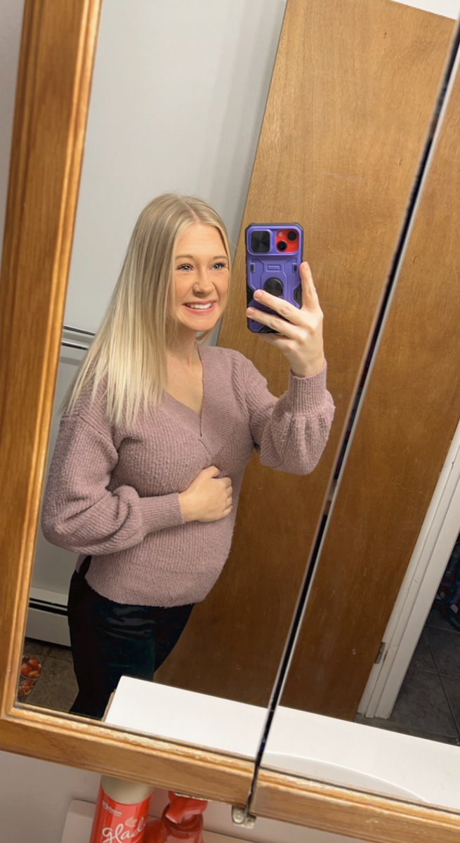 danicaughhorn's tweet photo. Happy birthday to me &amp; 15 weeks with Meylani❤️ https://t.co/i0FAwMnCMA
