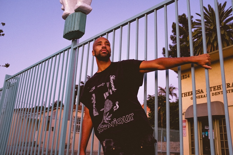 myrcrdlbl's tweet image. News: musician @cimofrankel’s #newsong ‘Closed The Door’, via Cimo Fränkel / AWAL, captivates the auditory sense from its beginning to its end with its impeccable vocalisation
bit.ly/3tE1SD2
#Altpop #RnB